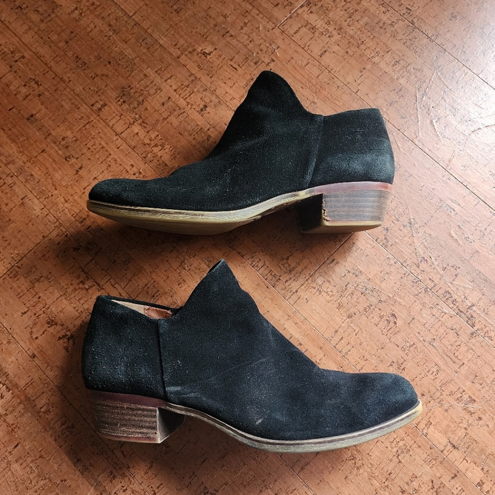 Lucky Brand Brixlee Round Toe Boots